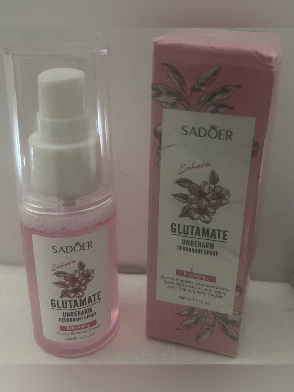 Sakura Glutamate Underarm Deodorant Spray - Pink